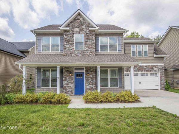 2927 Cardiff Castle Lane, Knoxville, TN 37931