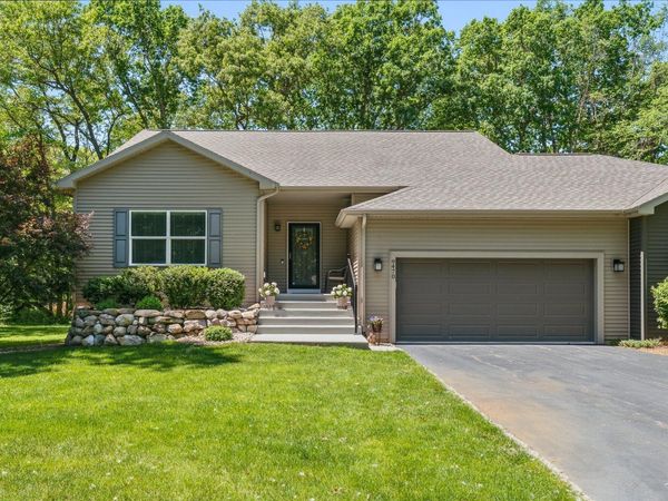 9470 Sassafras Trail, Portage, MI 49002
