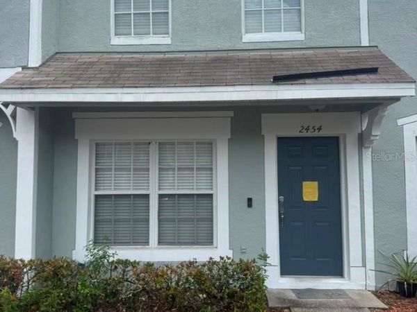 2454 LAKE WOODBERRY CIRCLE, BRANDON, FL 33510