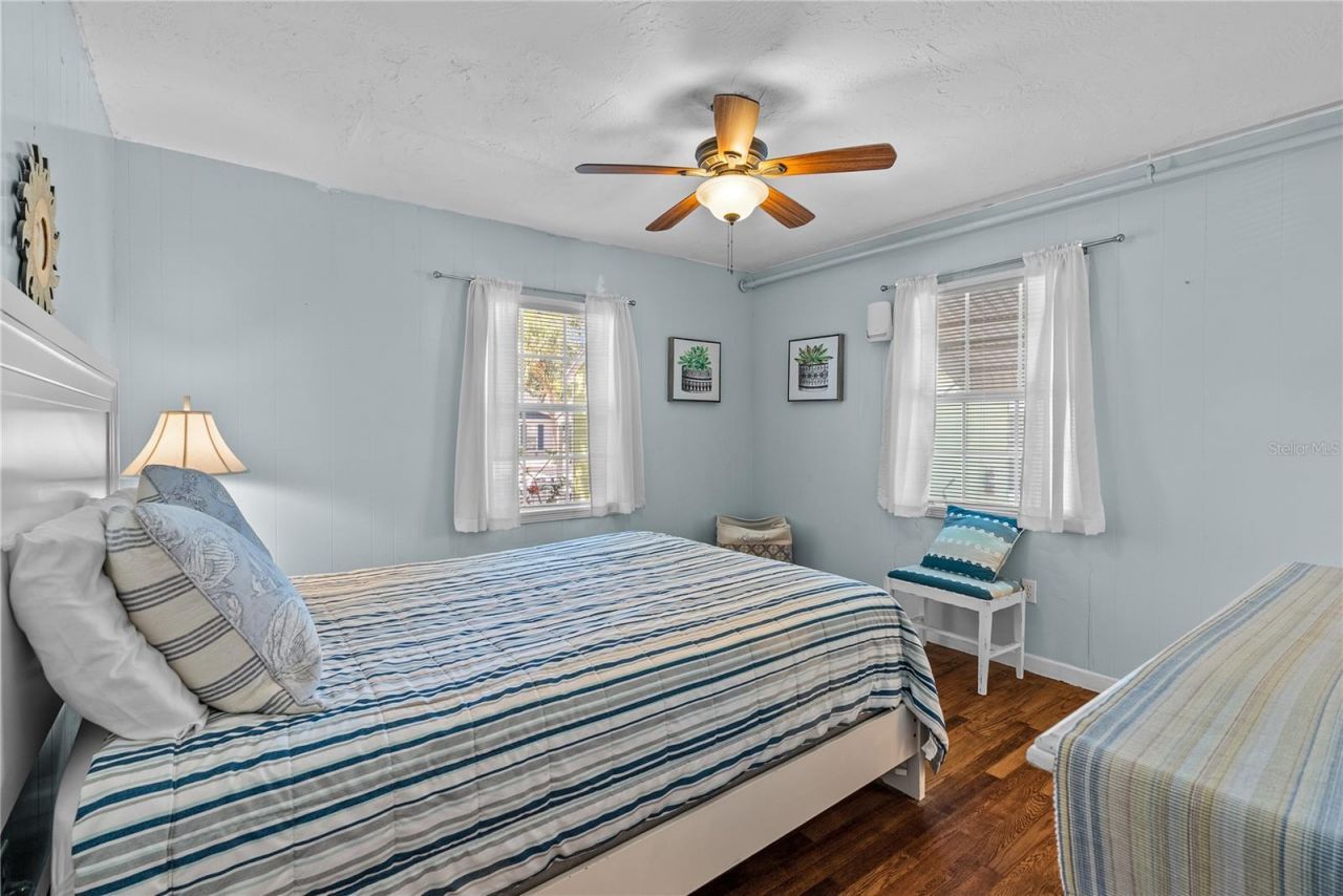 5407 29th Avenue S, Gulfport, FL 33707 Photo