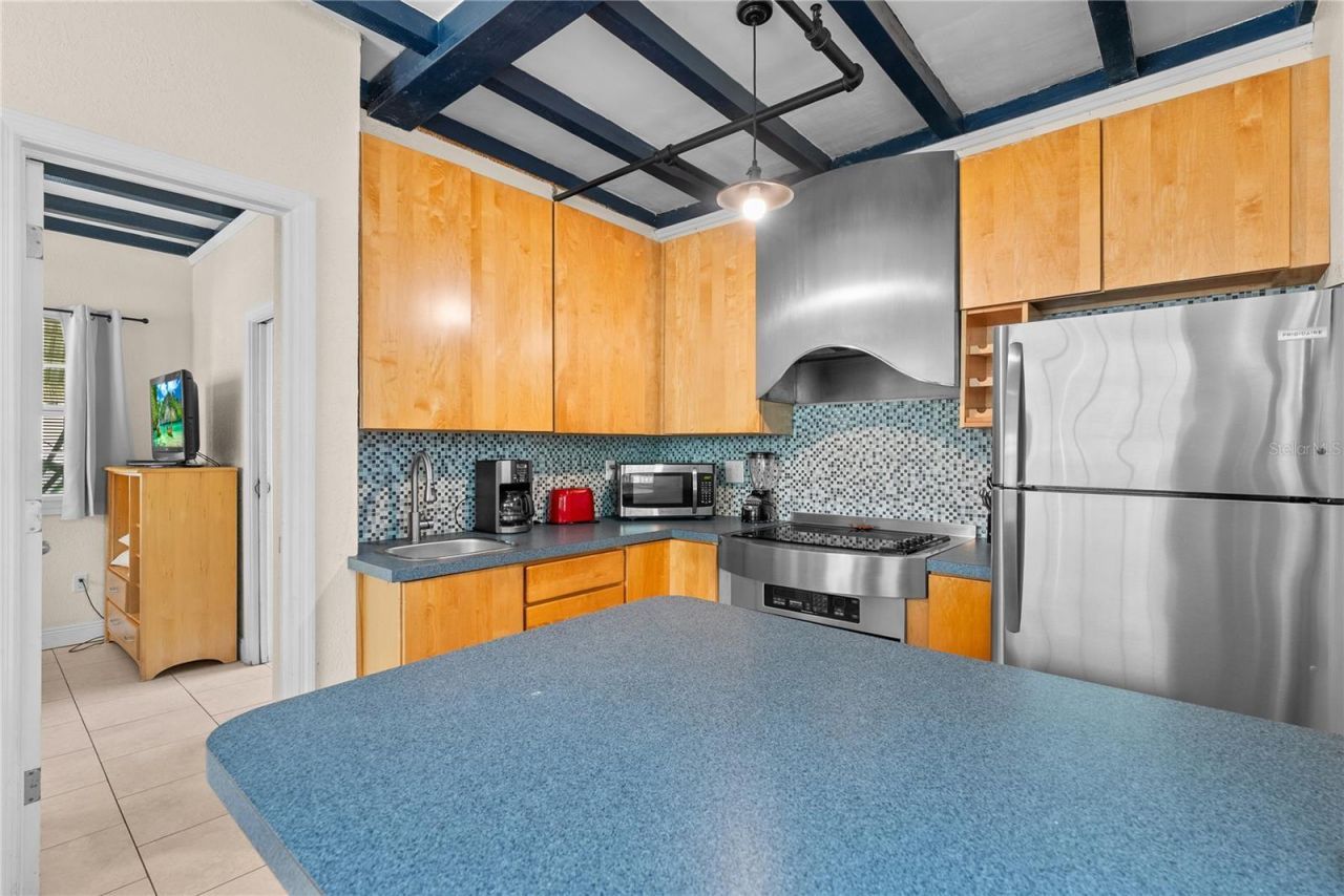 5407 29th Avenue S, Gulfport, FL 33707 Photo