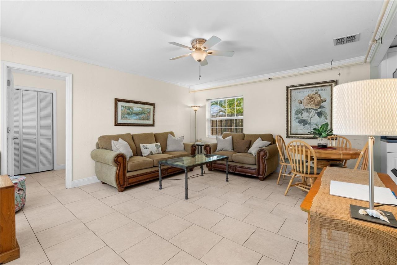 5407 29th Avenue S, Gulfport, FL 33707 Photo