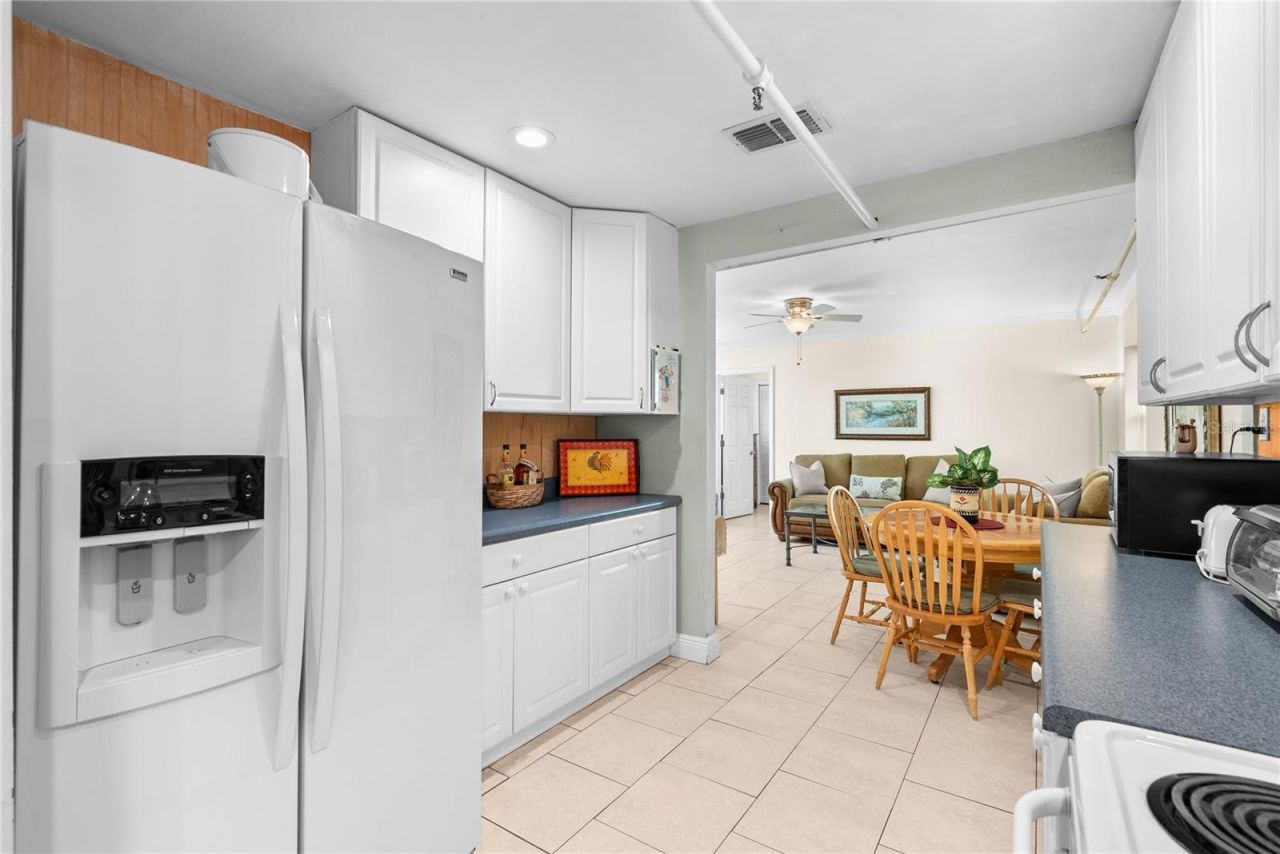 5407 29th Avenue S, Gulfport, FL 33707 Photo