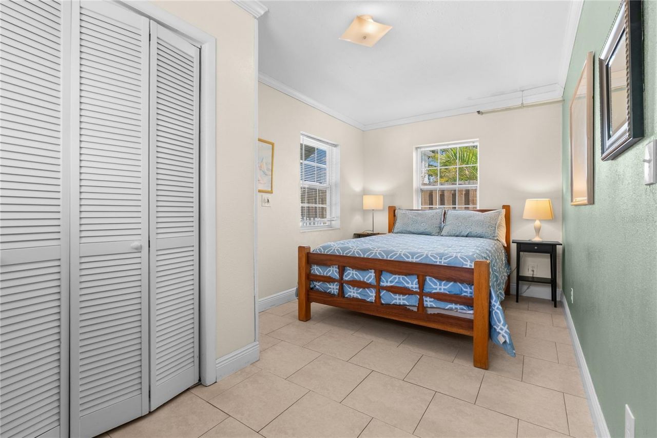 5407 29th Avenue S, Gulfport, FL 33707 Photo