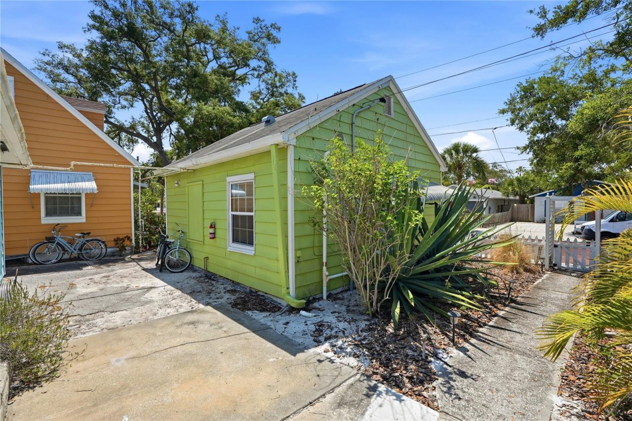 5407 29th Avenue S, Gulfport, FL 33707 Photo