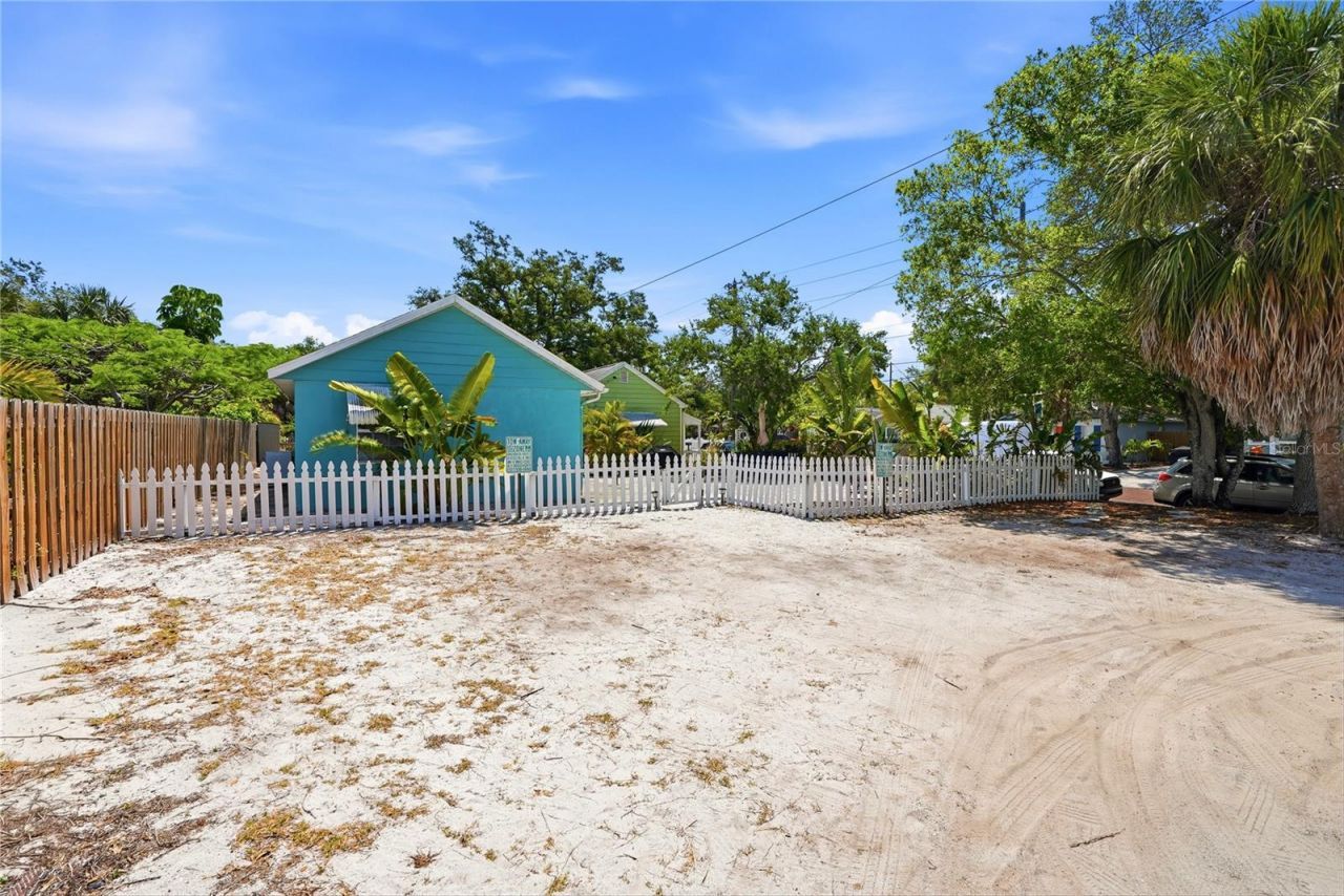5407 29th Avenue S, Gulfport, FL 33707 Photo
