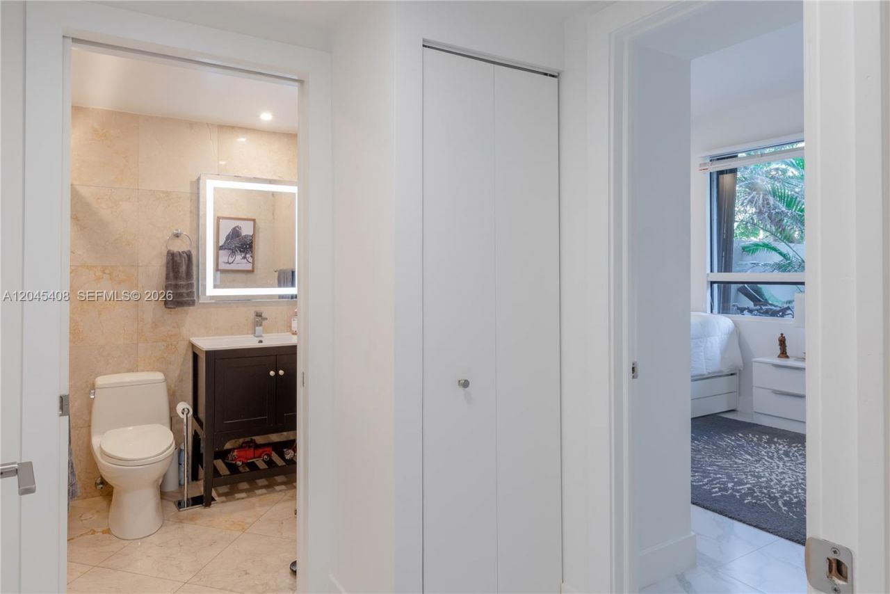 151 Crandon Blvd , Unit 122, Key Biscayne, FL 33149 Photo