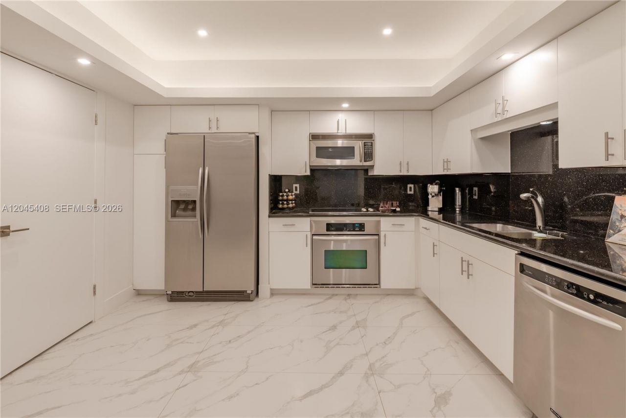 151 Crandon Blvd , Unit 122, Key Biscayne, FL 33149 Photo