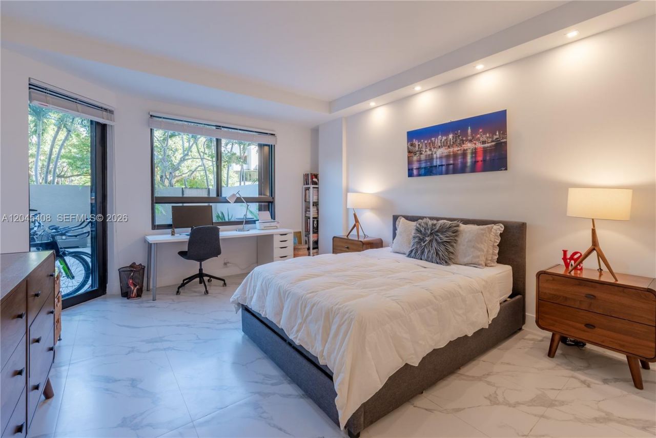 151 Crandon Blvd , Unit 122, Key Biscayne, FL 33149 Photo