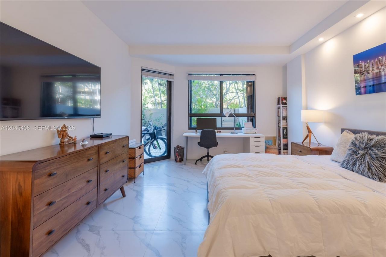 151 Crandon Blvd , Unit 122, Key Biscayne, FL 33149 Photo