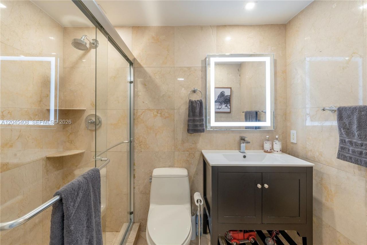 151 Crandon Blvd , Unit 122, Key Biscayne, FL 33149 Photo