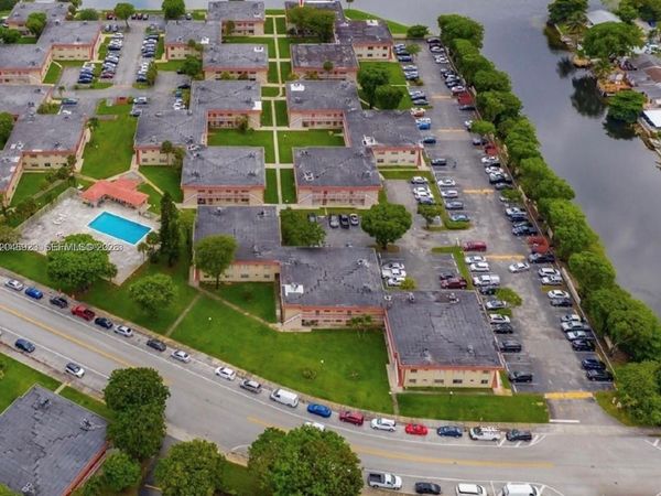 12860 SW 43rd Dr , Unit 244-B, Miami, FL 33175