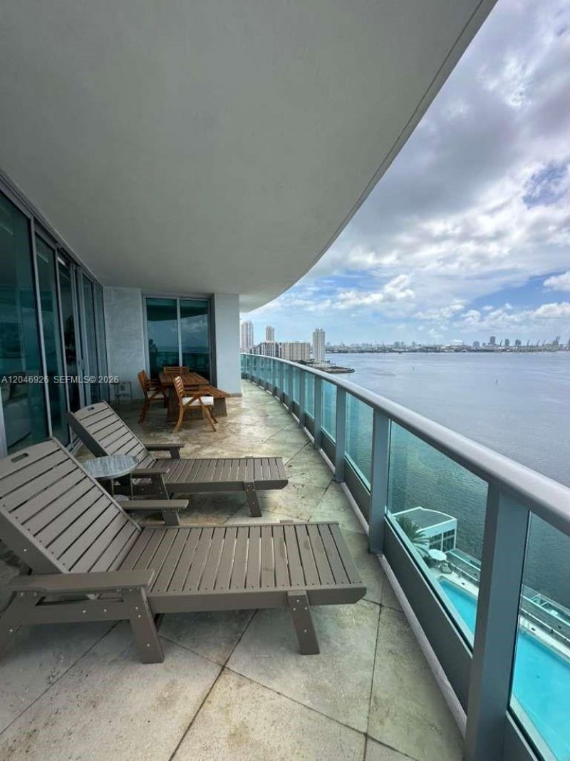 1331 Brickell Bay Dr , Unit 1911, Miami, FL 33131 Photo