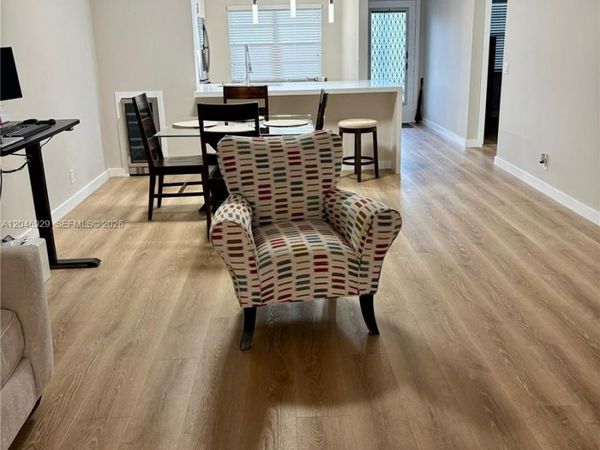 800 SW 125th Way, Unit 207O, Pembroke Pines, FL 33027