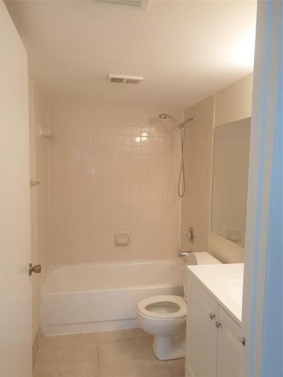 520 S Park Road, Unit 18-12, Hollywood, FL 33021 Photo