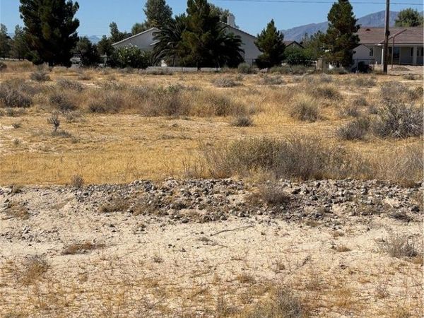 301 E Gina Street, Pahrump, NV 89048