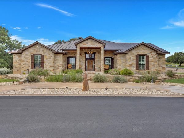 101 Fox Fur, Horseshoe Bay, TX 78657