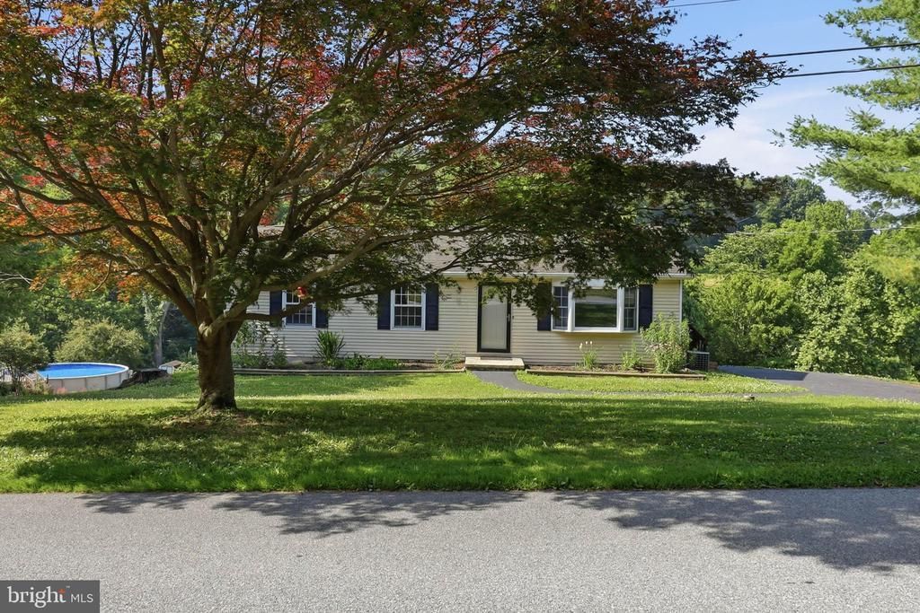 408 STONE HILL ROAD, CONESTOGA, PA 17516