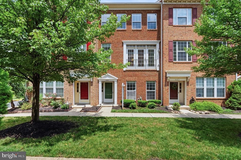 2313 HUNTINGTON STATION COURT , ALEXANDRIA, VA 22303