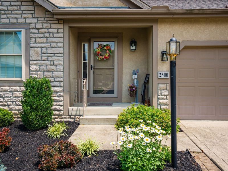 2500 Tevis Ann Court, Dublin, OH 43016 Photo 4