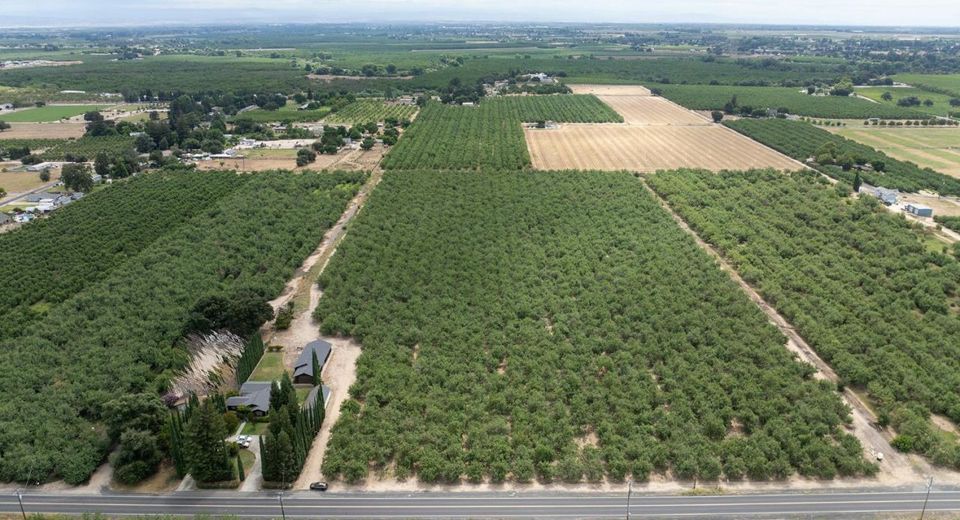 22342 Henry Rd, Escalon, CA 95320 Photo