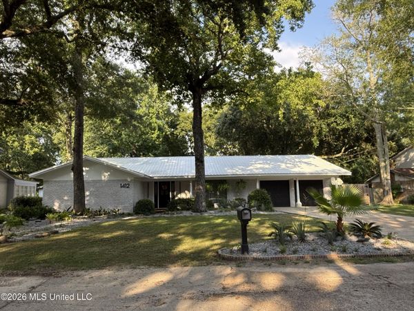 1412 Oldfield Drive, Gautier, MS 39553