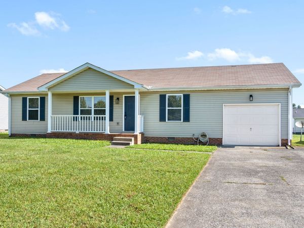 1047 McClardy Rd, Clarksville, TN 37042
