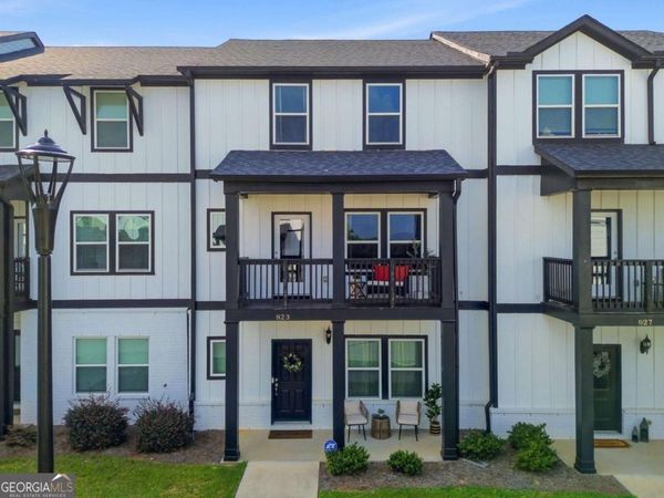 823 Altamaha Trail, Woodstock, GA 30188
