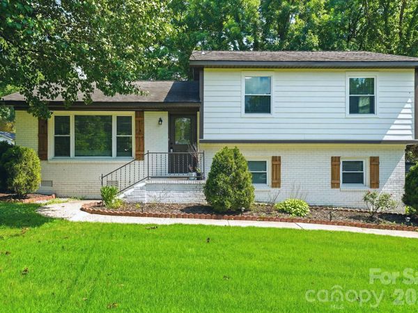 7552 Idlewild Road, Charlotte, NC 28212