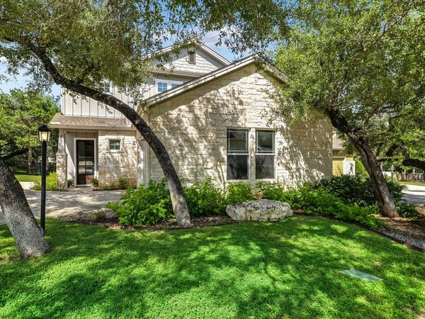 207 Fairlake CIR, Lakeway, TX 78734