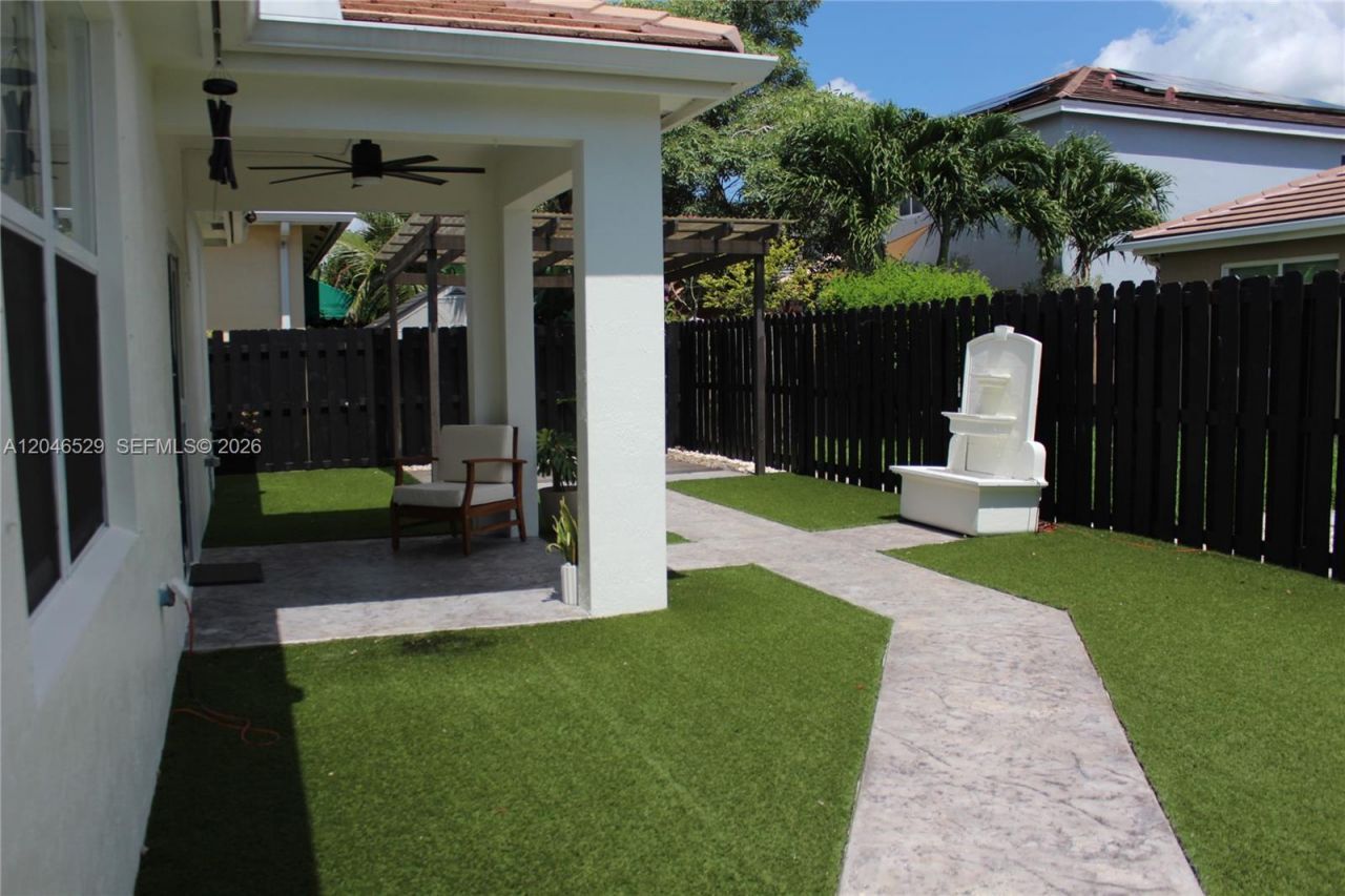 3431 NE 1st St , Unit 3431, Homestead, FL 33033 Photo