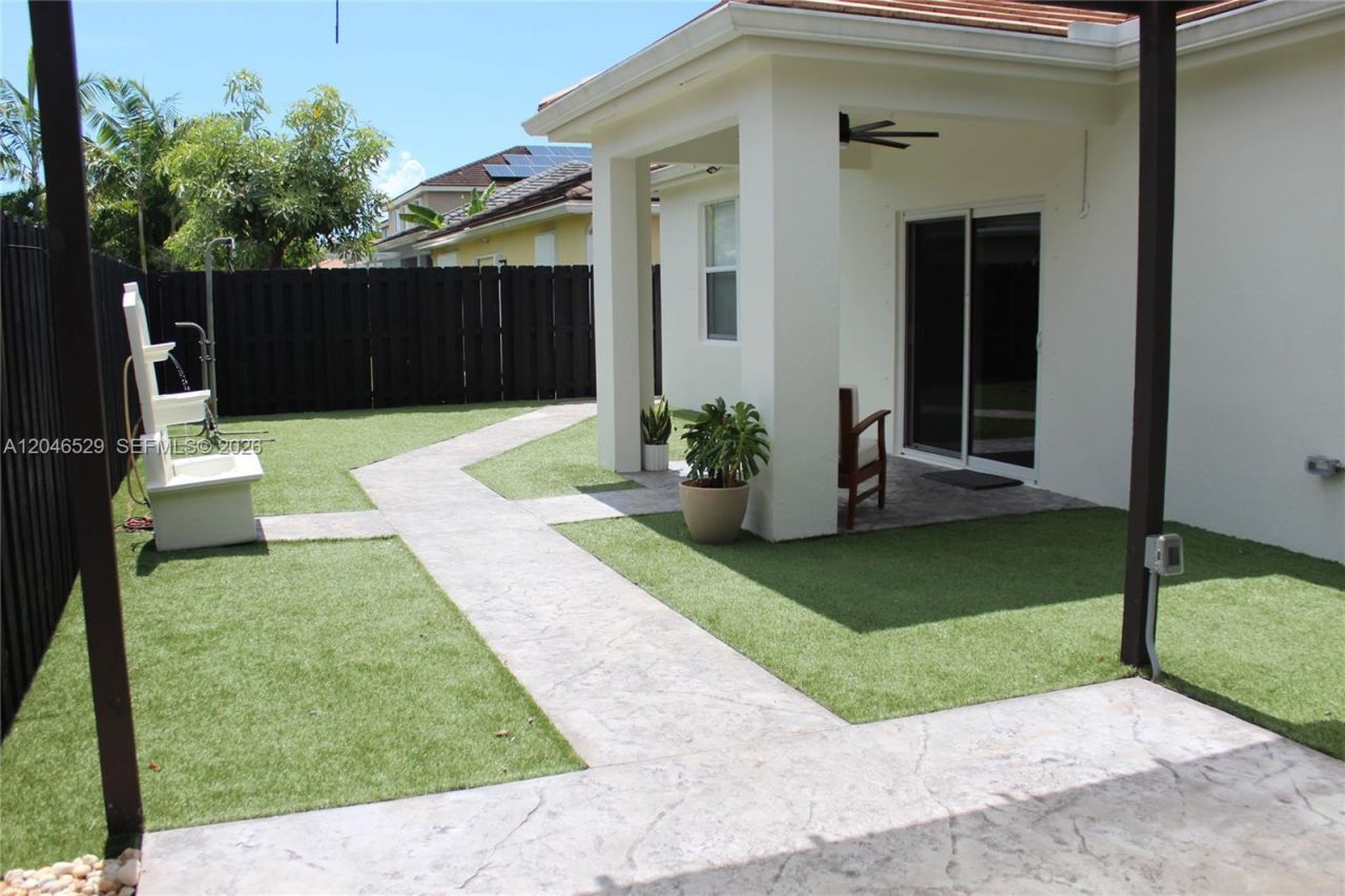 3431 NE 1st St , Unit 3431, Homestead, FL 33033 Photo