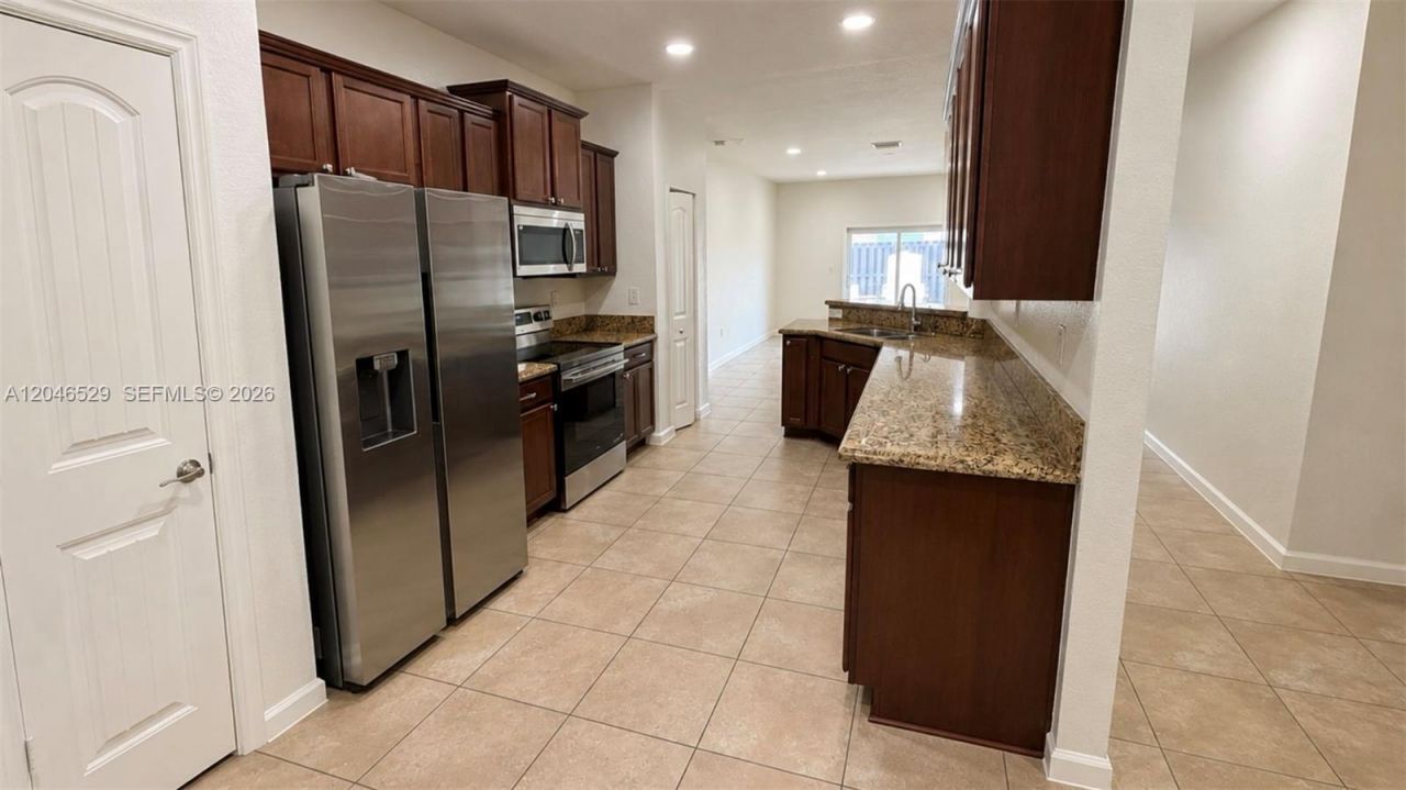 3431 NE 1st St , Unit 3431, Homestead, FL 33033 Photo