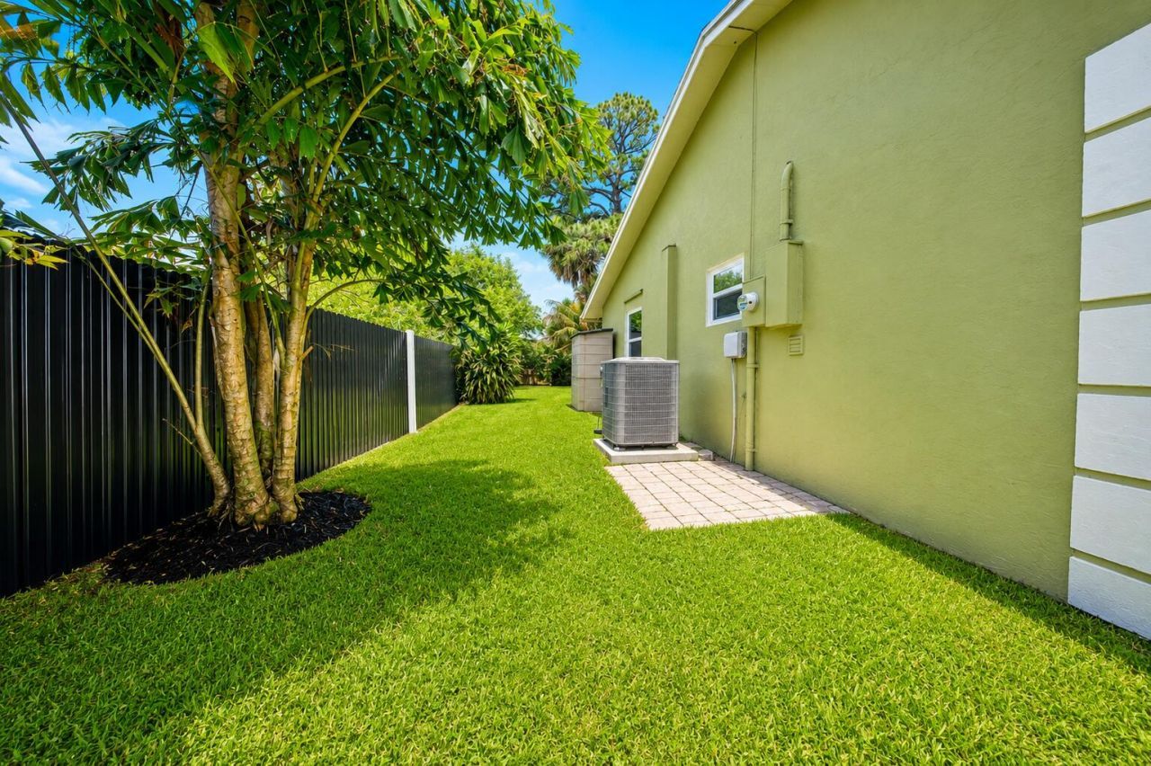 17285 Sapp Place, Jupiter, FL 33458 Photo