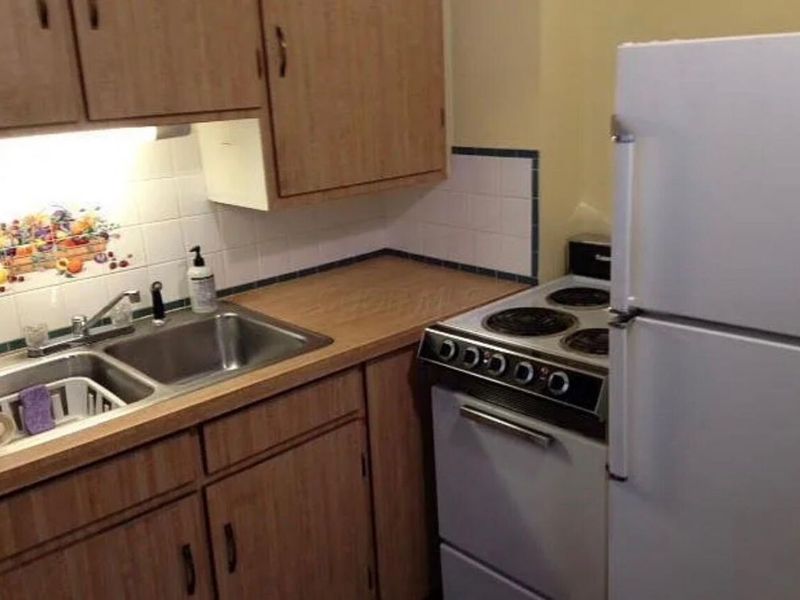 328-330 S Powell Avenue, Columbus, OH 43204 Photo 5