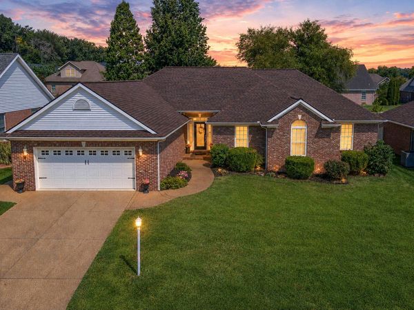 2742 Charlestown Court, Evansville, IN 47725