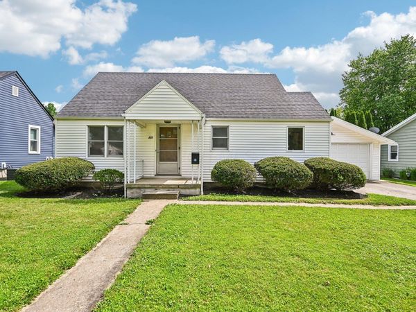 237 Leonard Street , West Liberty, OH 43357