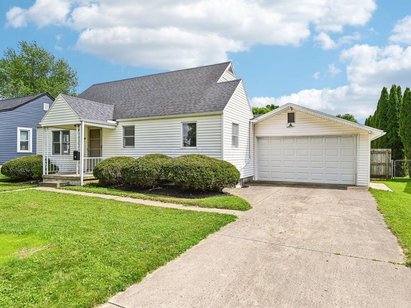 237 Leonard Street, West Liberty, OH 43357 Photo 2