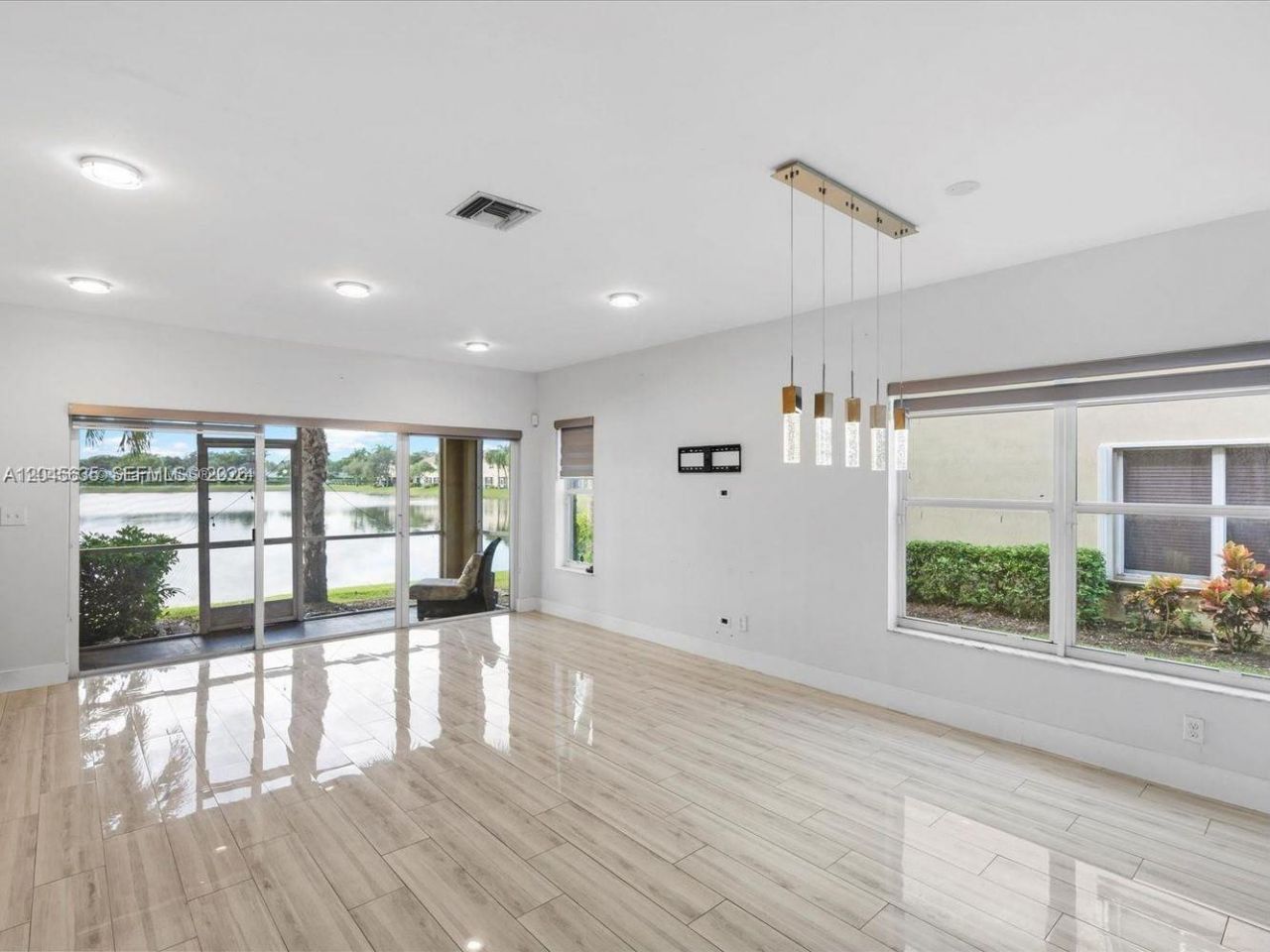12170 SW 5th Ct , Pembroke Pines, FL 33025 Photo