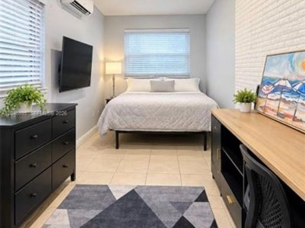 3324 NW 14th St, Unit 2, Miami, FL 33125