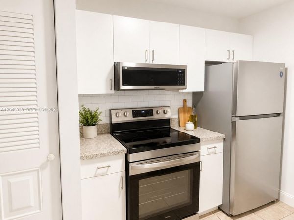 430 S park , Unit 3-110, Hollywood, FL 33021
