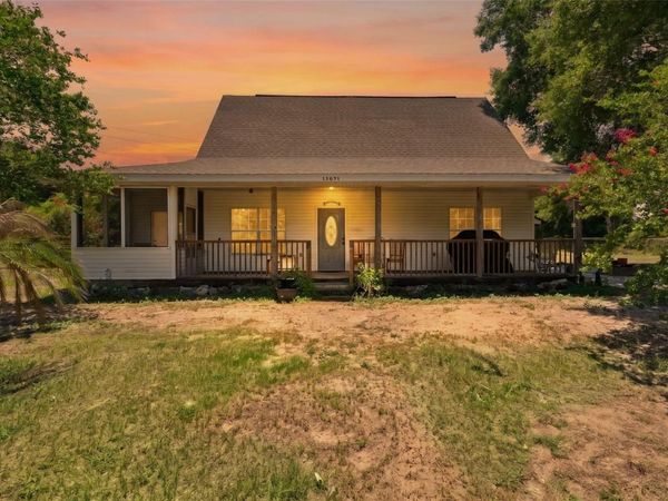13691 S HWY 25 , EASTLAKE WEIR, FL 32133