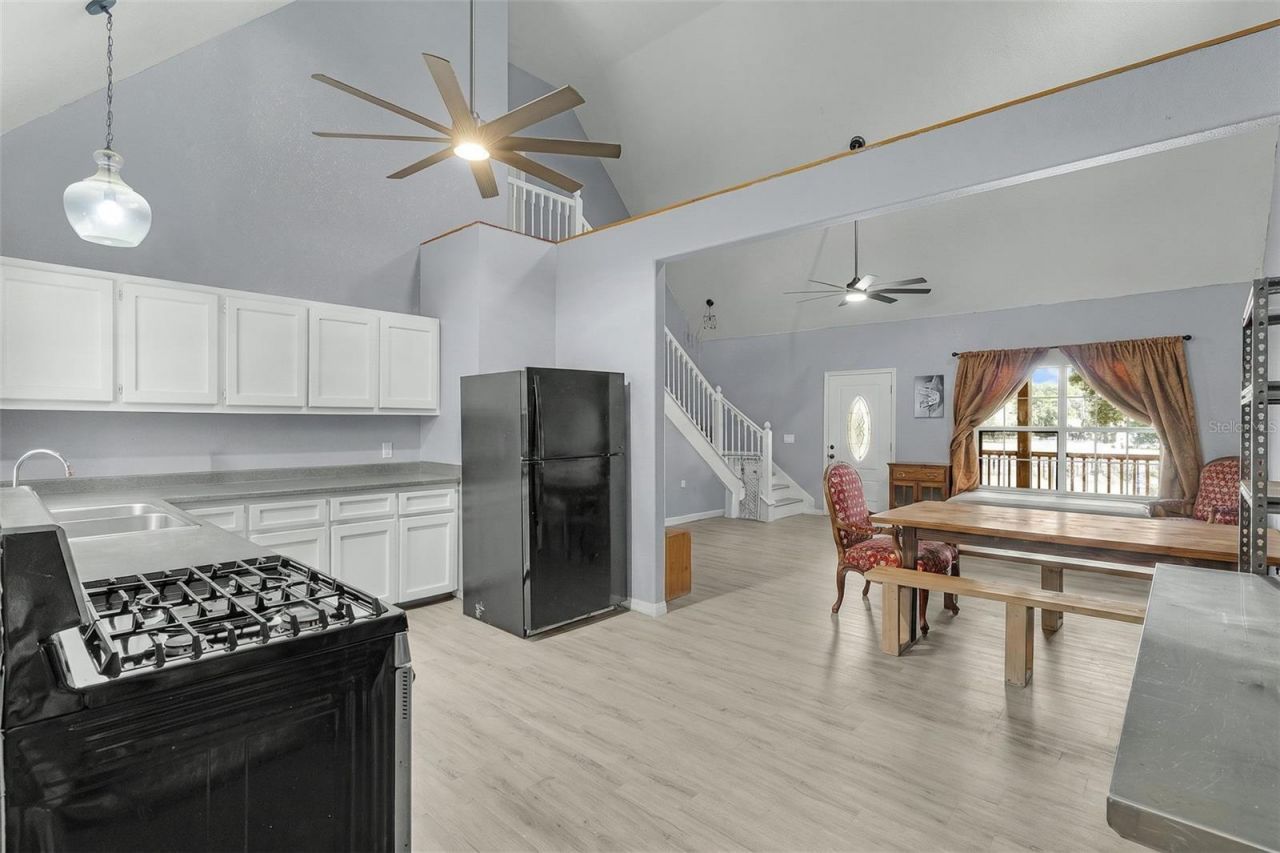 13691 S Hwy 25 , Eastlake Weir, FL 32133 Photo