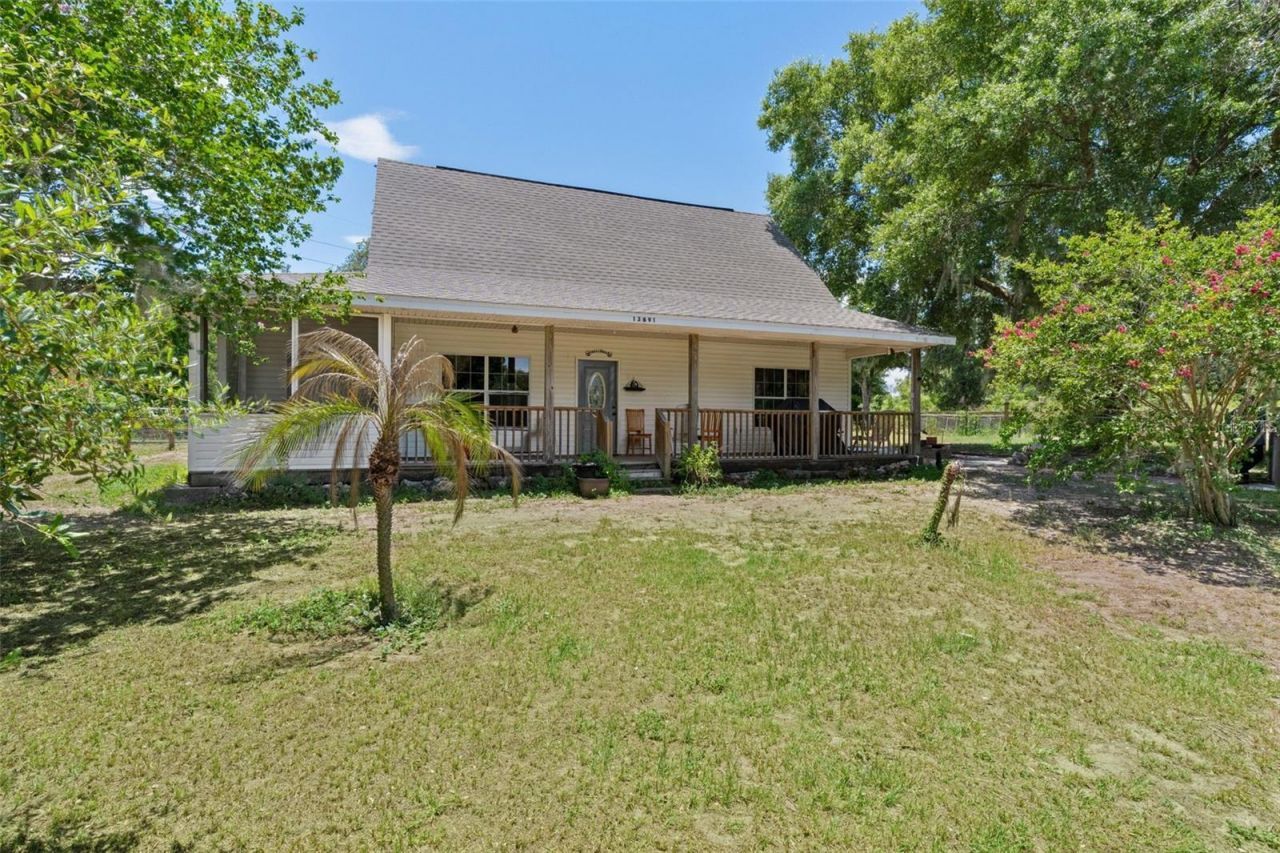 13691 S Hwy 25, Eastlake Weir, FL 32133 Photo
