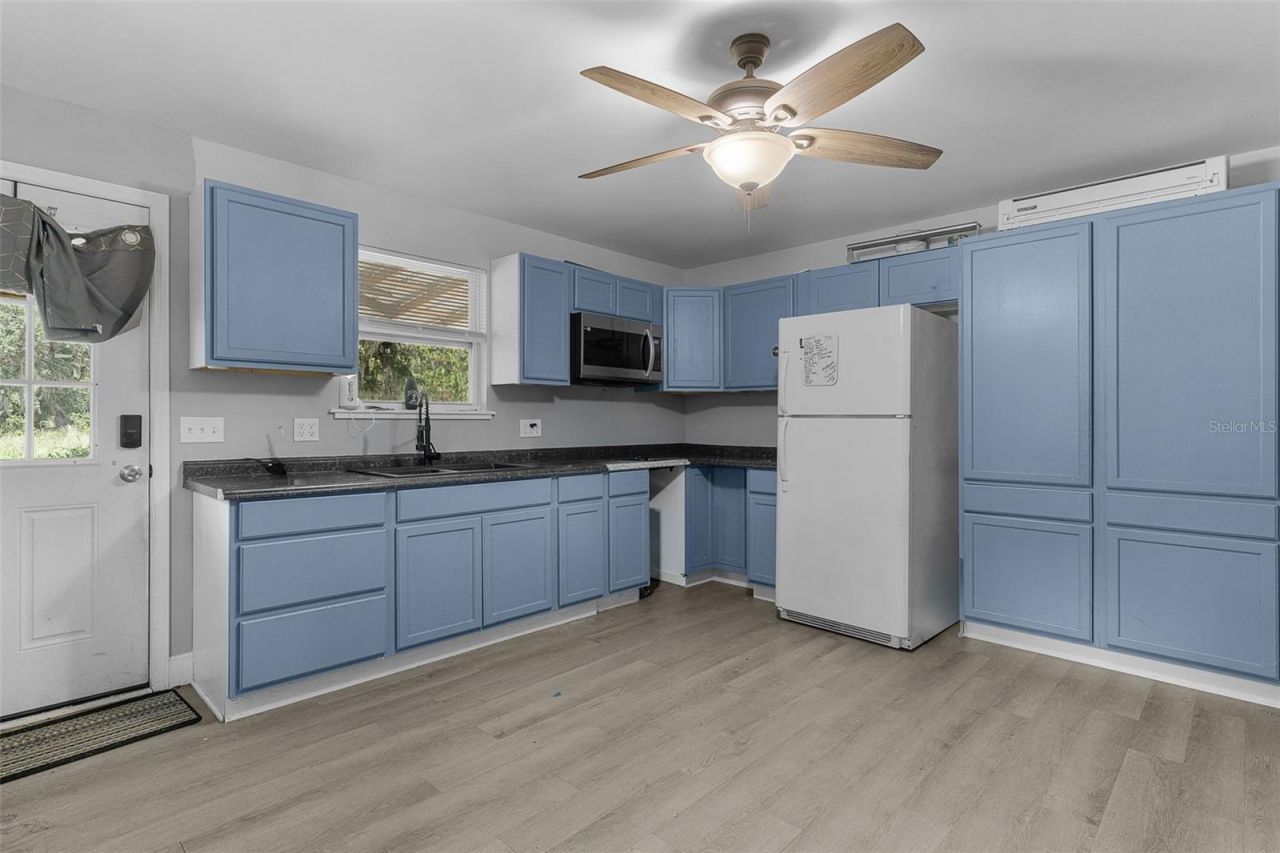13691 S Hwy 25 , Eastlake Weir, FL 32133 Photo