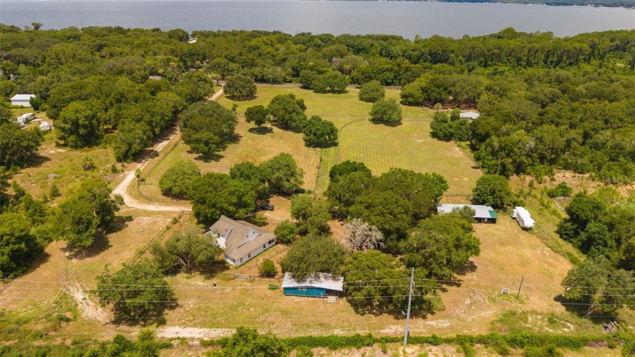 13691 S Hwy 25 , Eastlake Weir, FL 32133 Photo