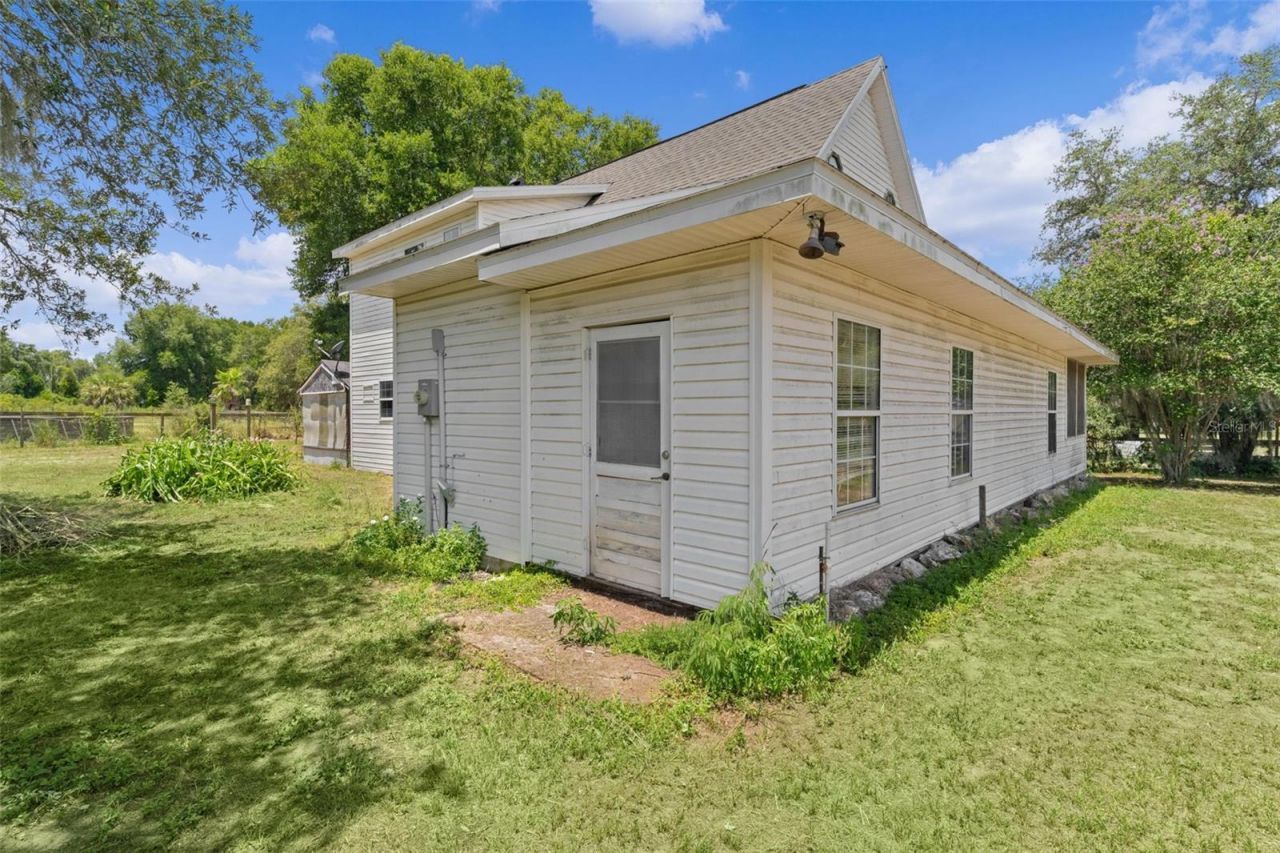 13691 S Hwy 25 , Eastlake Weir, FL 32133 Photo