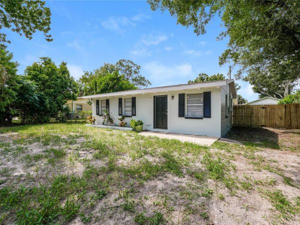 9216 W PATTERSON STREET, TAMPA, FL 33615