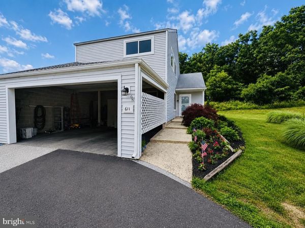 611 BRIDGE STREET , COLLEGEVILLE, PA 19426