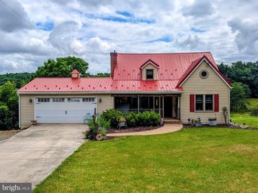 7475 LINCOLN HWY, BEDFORD, PA 15522